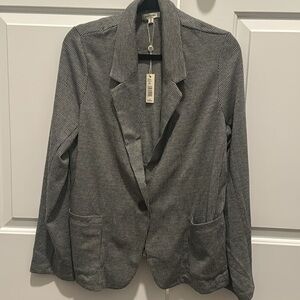 Max Studio Women’s blazer